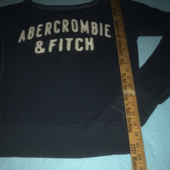 ABERCROMBIE and Fitch sweatshirt dark navy blue white and cream lettering size M - Picture 5 of 7